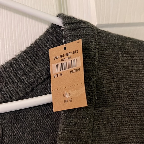 🍋3 for $40🍋 Hollister deep V Neck grey Sweater - Picture 3 of 4